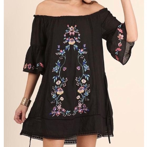 NWOT Garden Party Embroidered Dress - Picture 1 of 2